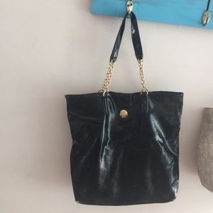 Black tote!